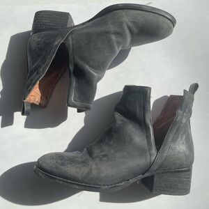 Jeffrey Campbell Oriley Bootie. Women's Size 7.